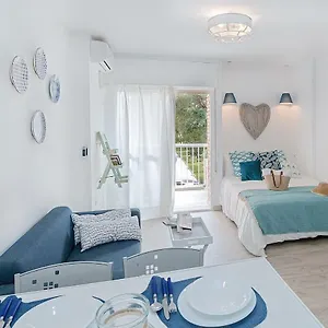 https://cozy-flat-simona-costa-del-sol.hotelsinnerja.org